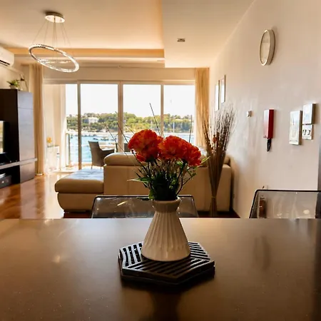 Luxury Valletta Seafront - Harbour Views Appartement *